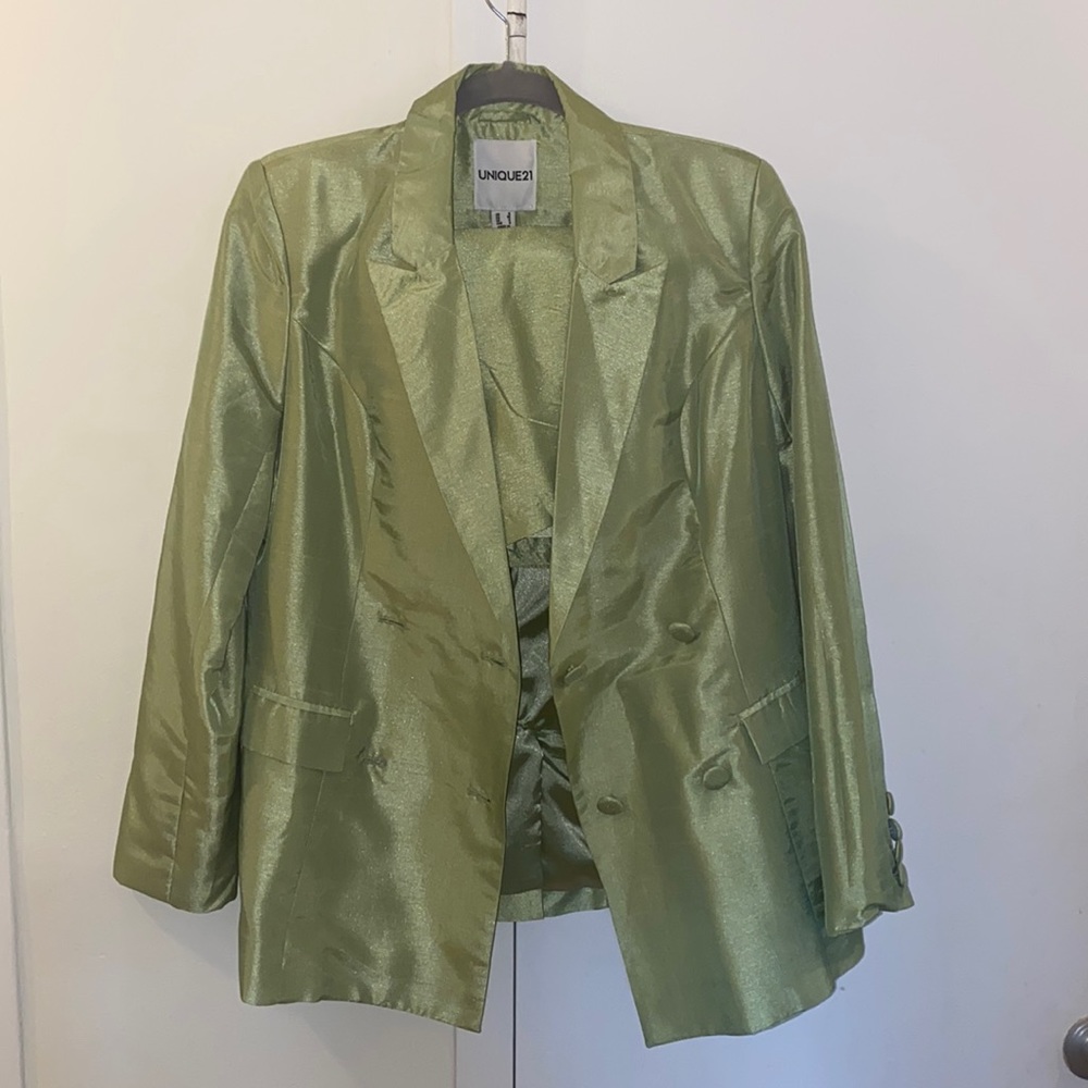 Sateen short suit